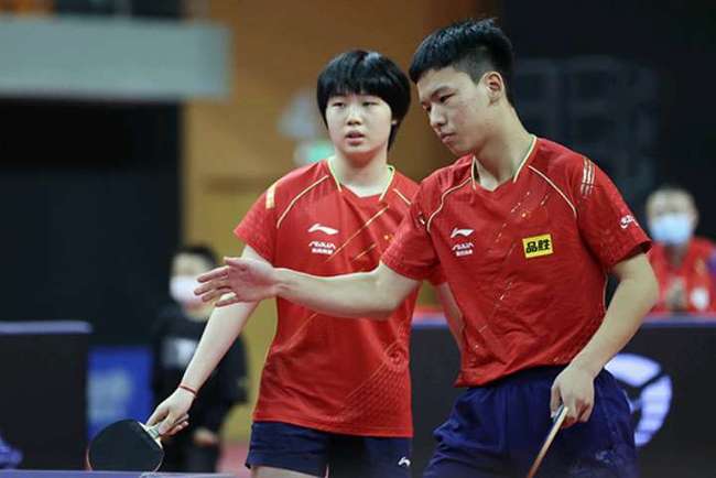 现出独特的 现出独特的