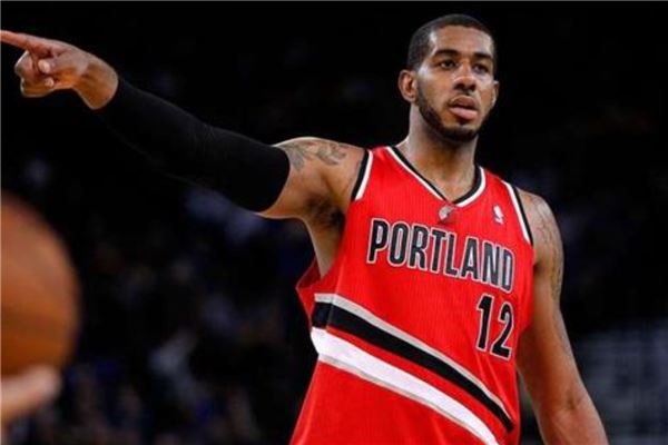 角落三分出 角落三分出